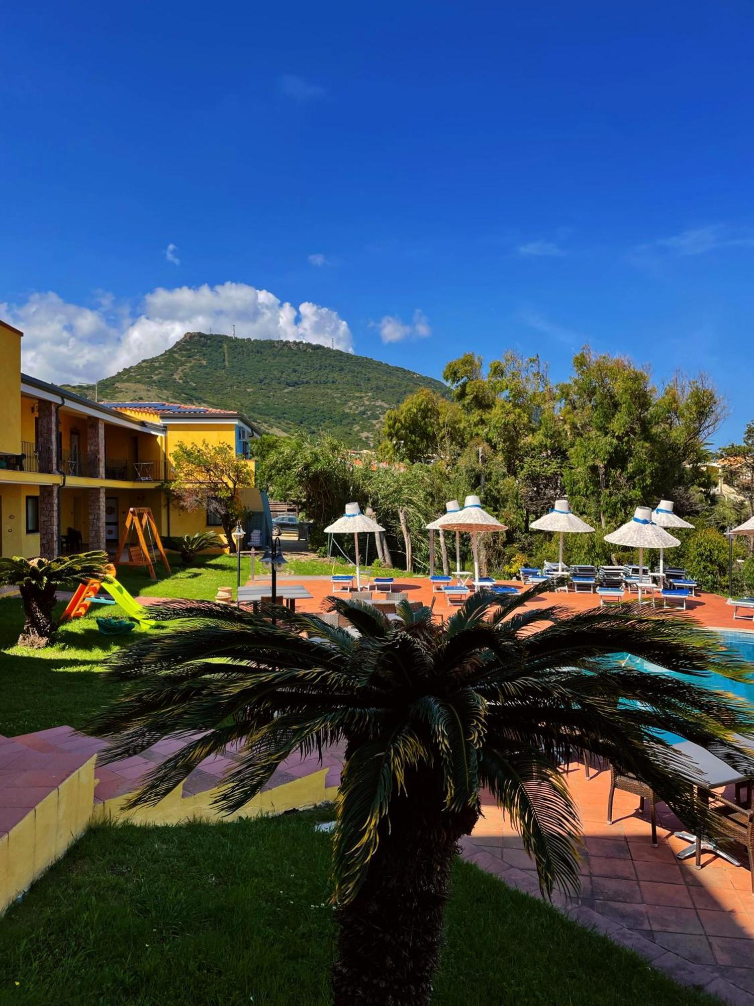 Hotel La Ciaccia Valledoria  Buitenkant foto